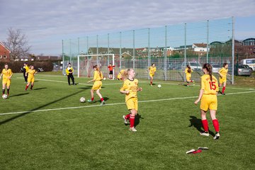 Bild 114 - B-Juniorinnen SG Weststeinburg/Bei - SV Fisia 03 : Ergebnis: 1:2